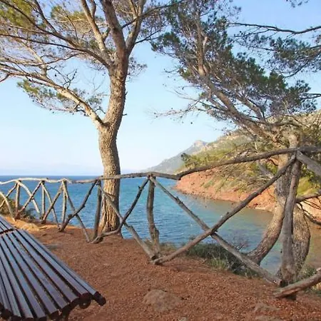 Holiday home Capllonch