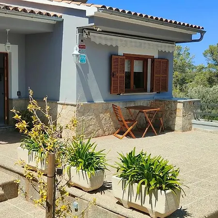 Holiday home Capllonch